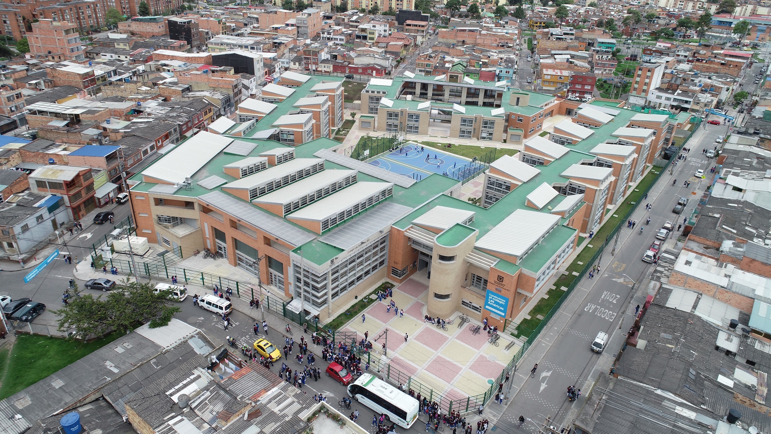 COLEGIO LAS AMRICAS DE BOGOT 